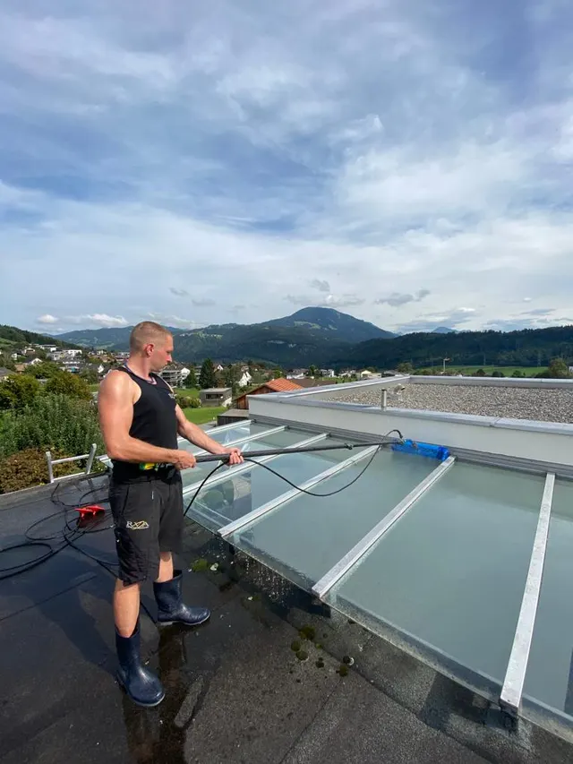 Glasdachreinigung Privathaus in Göfis